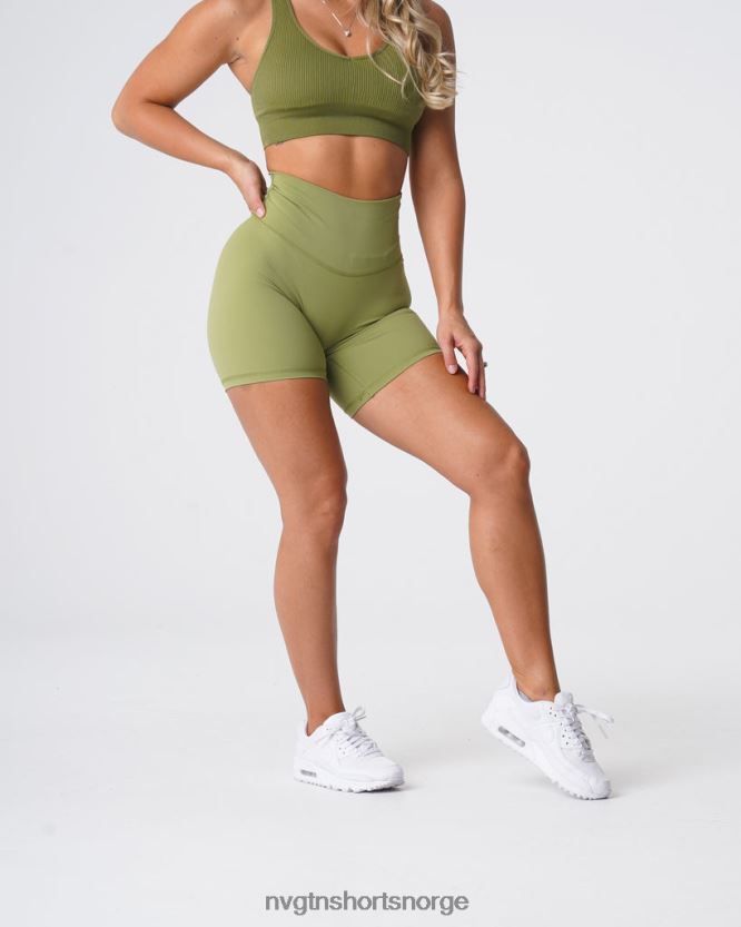064HD6465 oliven Fitness NVGTN kvinner signatur 2.0 shorts